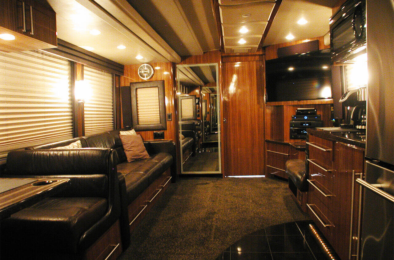 tour bus rental